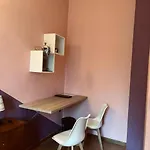 Duca\'S Guest House